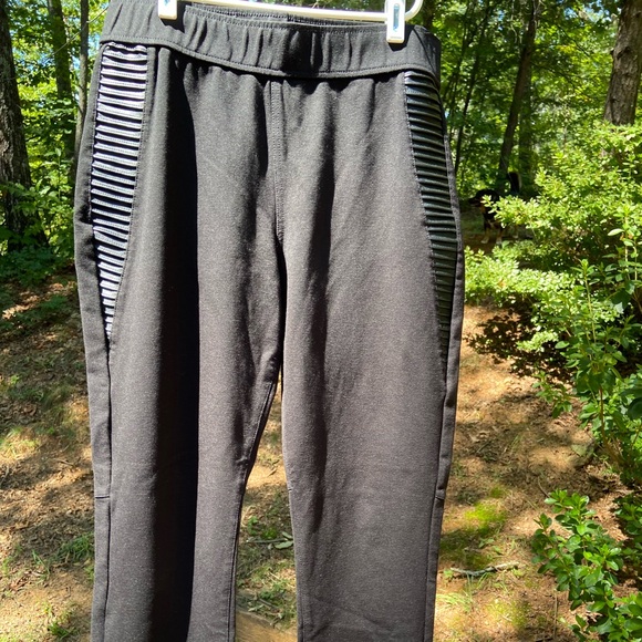 Bar lll Black Moto Leggings - Picture 2 of 7